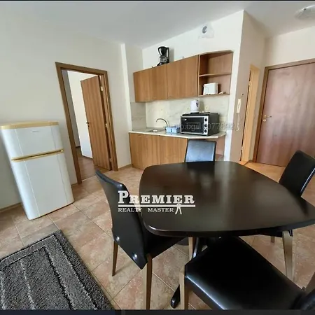 Midia Family Apartament *