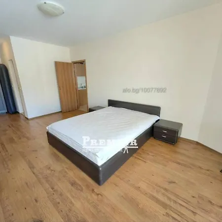 Apartament Midia Family *