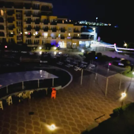 Midia Family Apartament Aheloy